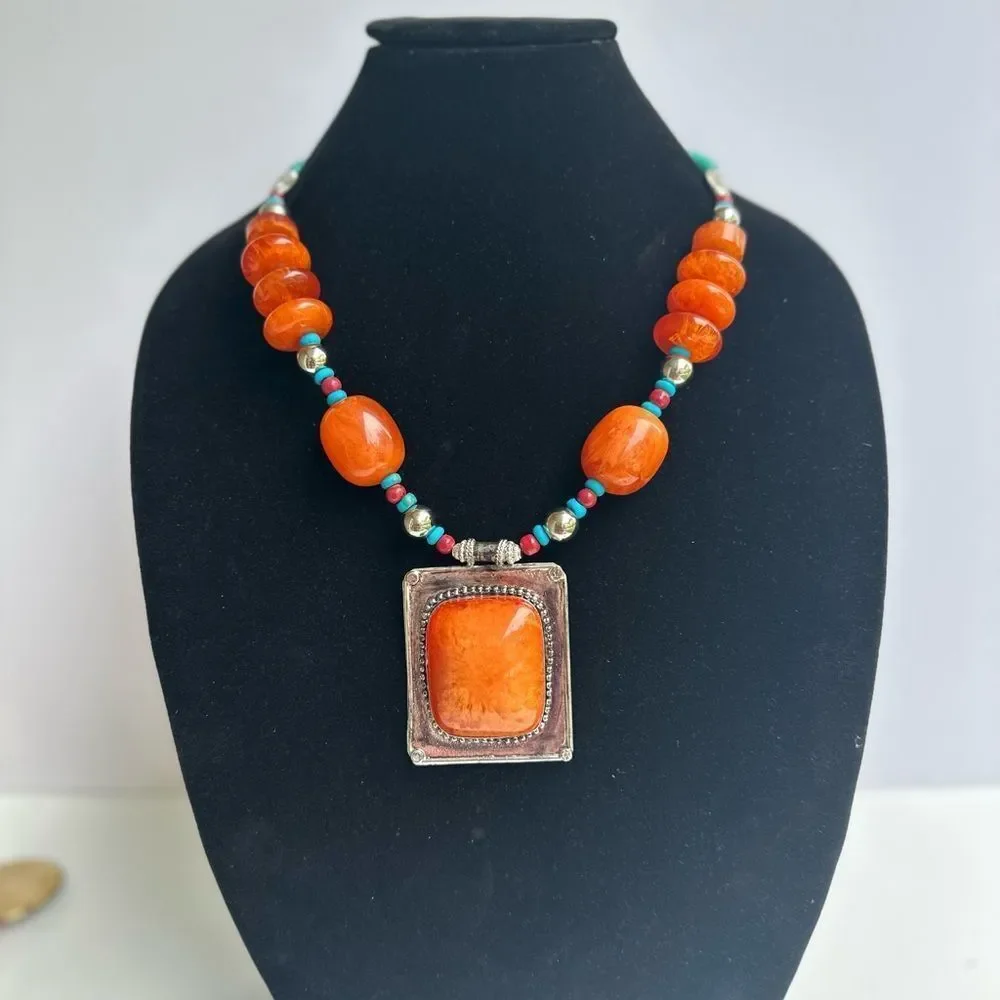 DURBAN SUNRISE STATEMENT NECKLACE D1